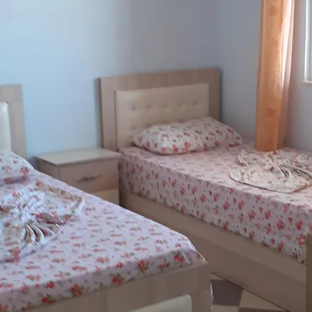 Lovely Room's Sarandë